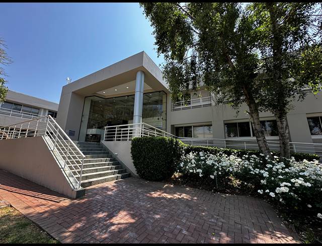 686M² OFFICE TO LET IN WOODMEAD